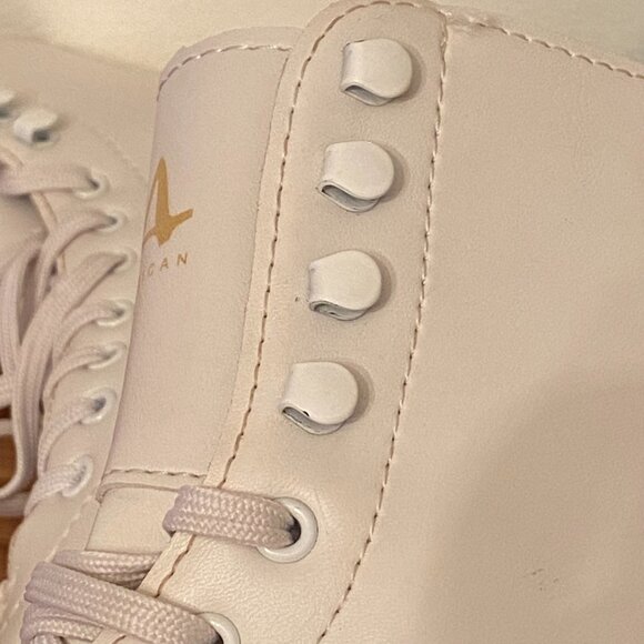 Ice Skates White Ice Figure Skating Shoe by American Athletic Girls Youth Size 5 - Picture 11 of 15